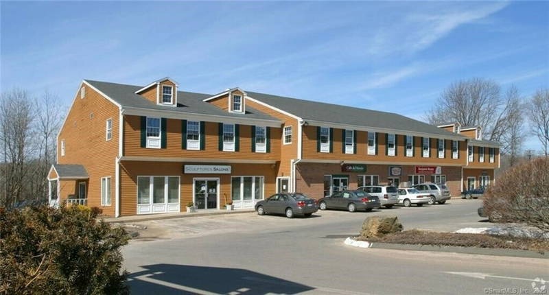 Commercial Property 550 North Main St Southington CT โ 550 North Main St, Southington, Connecticut