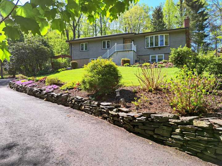 Waterbury Connecticut Luxury Estate
